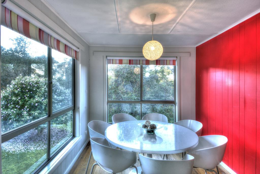 Cove Beach Apartment 2 Coles Bay Bagian luar foto