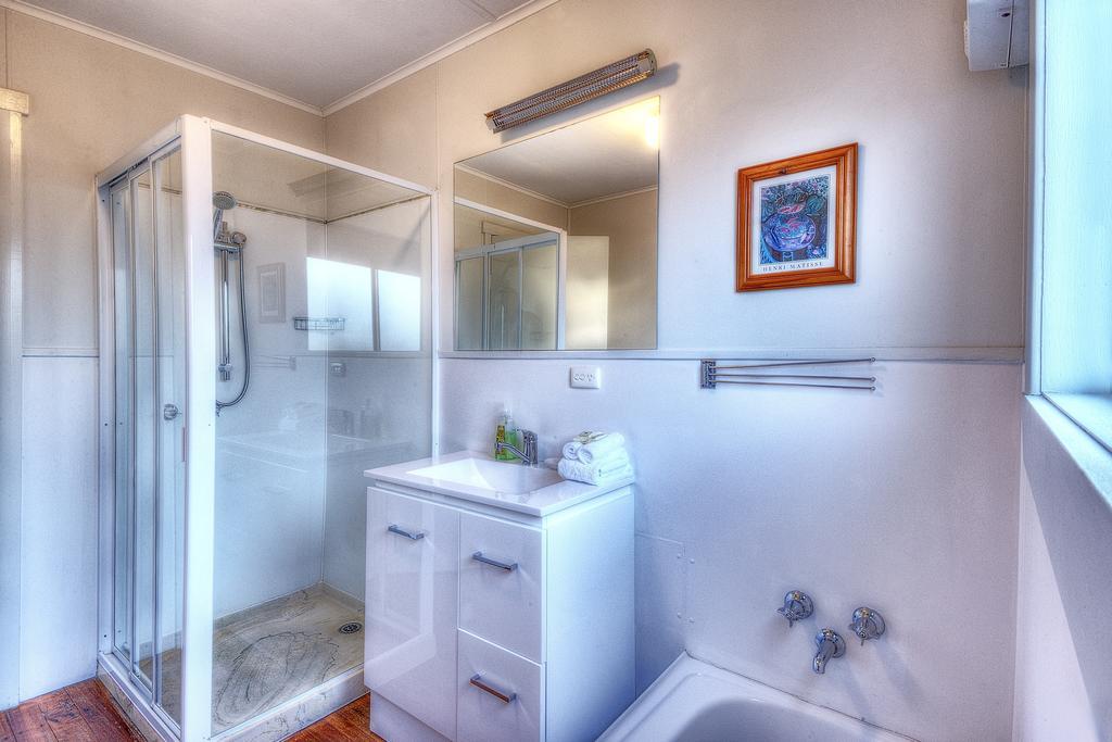 Cove Beach Apartment 2 Coles Bay Bagian luar foto